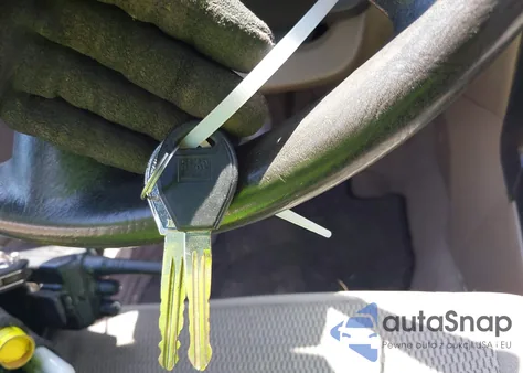 2003 Nissan Frontier Xe из США, поврежденный, VIN 1N6DD26T23C400242